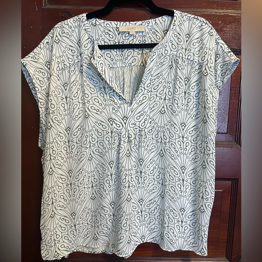 LOFT White & Olive Flutter Sleeve Mixed Media Top